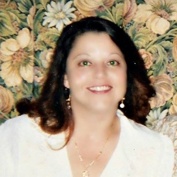 Meet your Posher, Jeannee - Picture 1 of 2